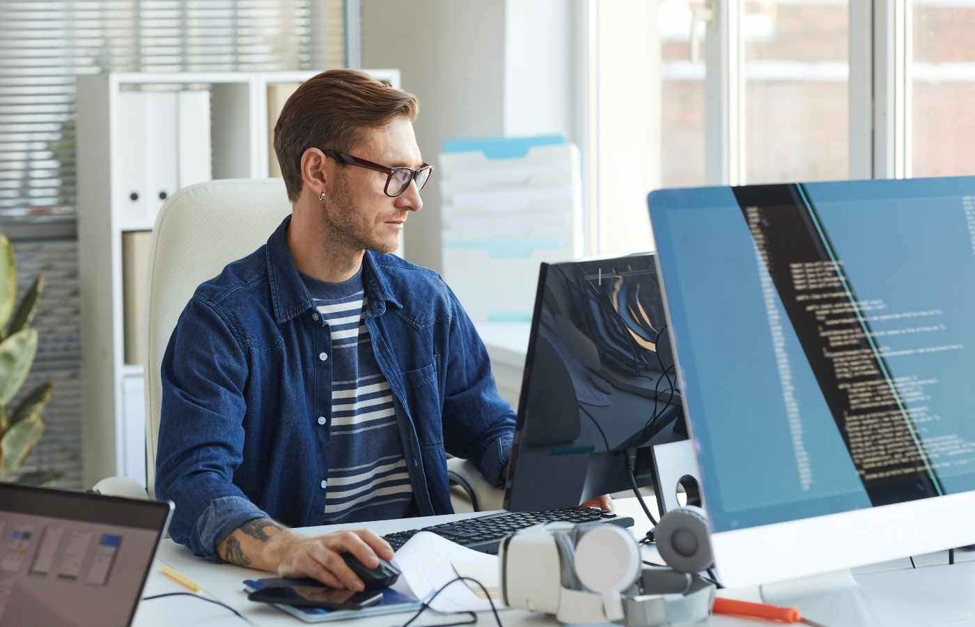 You are currently viewing How Salesforce CRM Improves Customer Relationships