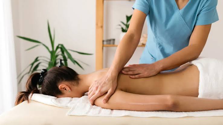 Read more about the article Top Common Reasons People Seek Massage Therapy In Sherwood Park 
