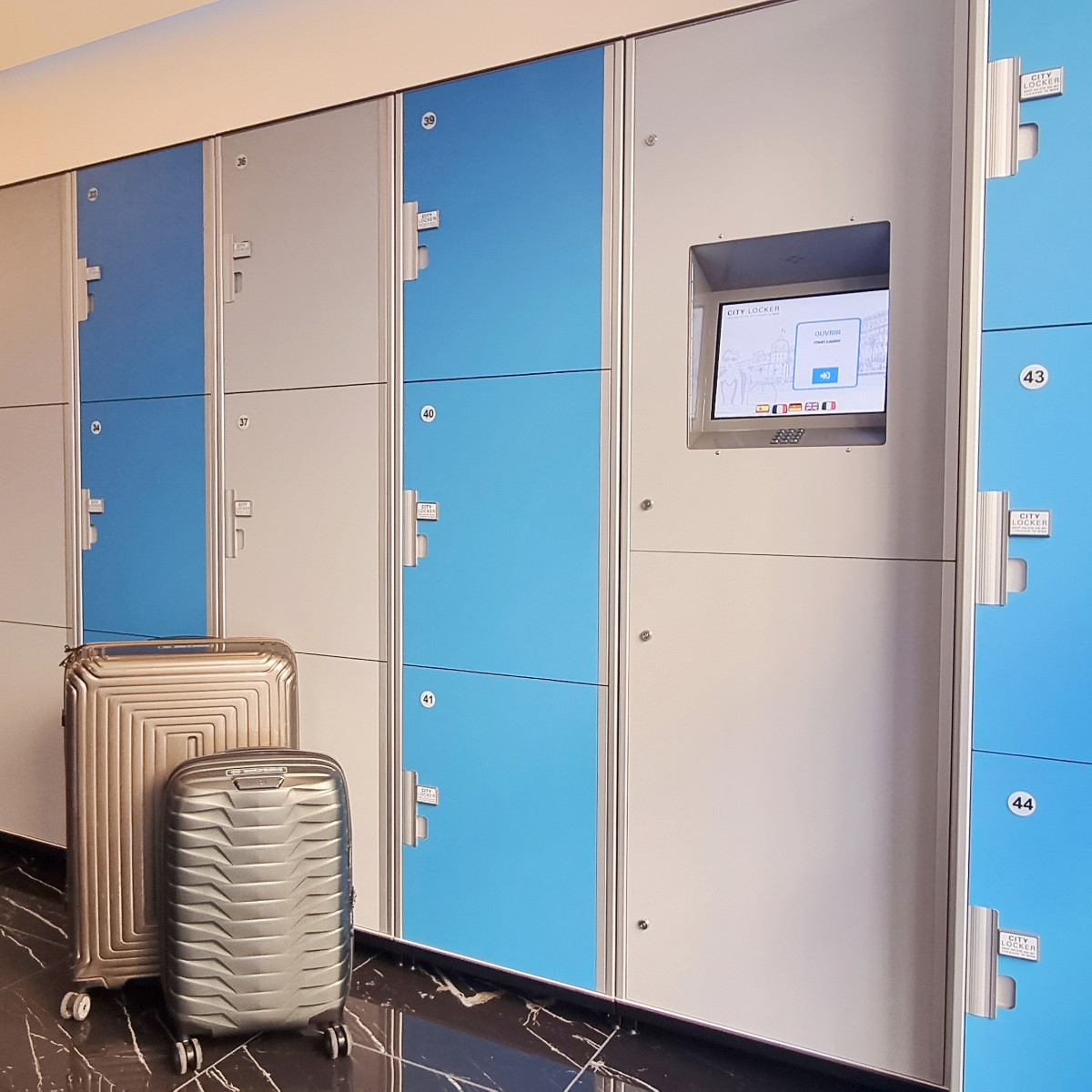 Read more about the article Luggage Storage Napoli Centrale: The Easy Way to Enjoy Naples Between Journeys